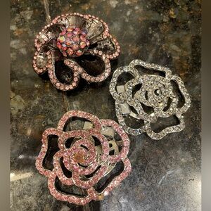 3 Sparkling Floral Brooch Set